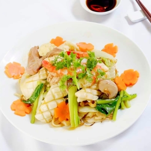 hu-tieu-ap-chao-hai-san